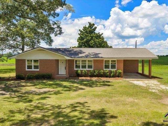 House for sale in Cochran, Georgia