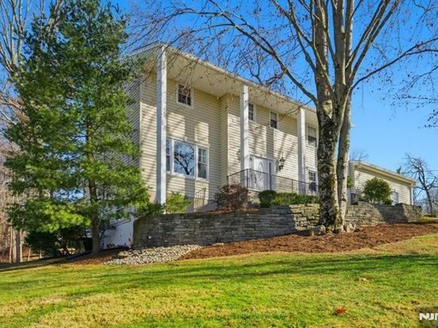 House for sale in Passaic, New Jersey