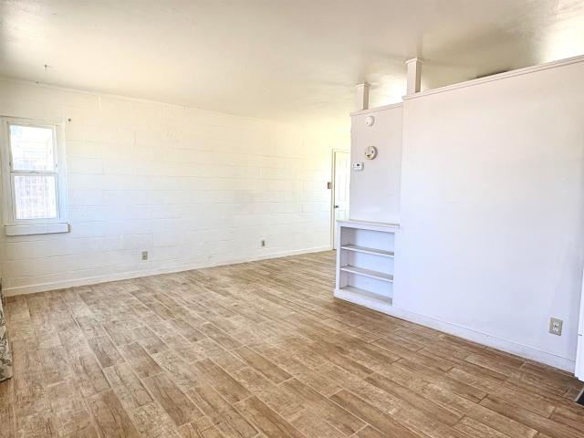House for sale in Milford, California