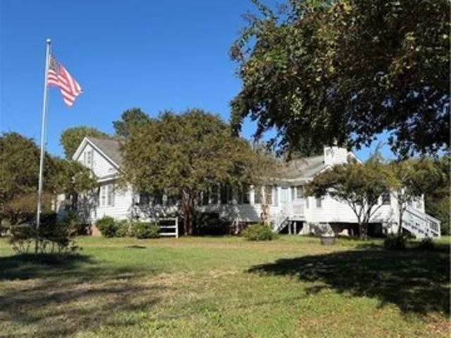 House for sale in Mathews, Mathews County