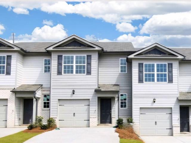 Townhouse for sale in Perry