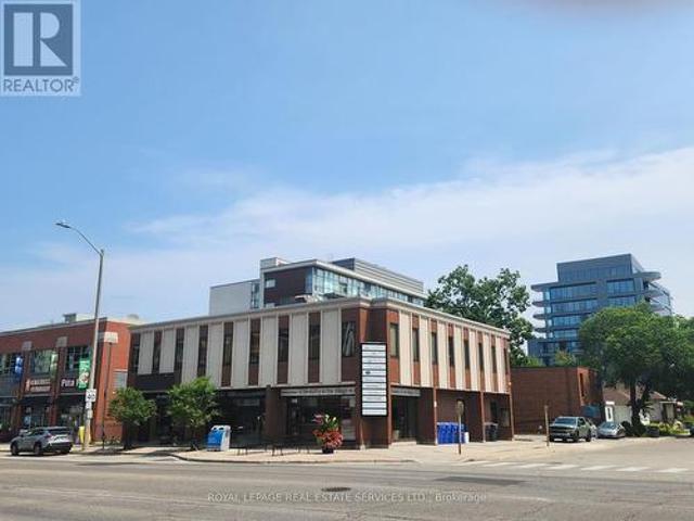 Commercial for rent in Mississauga, Ontario