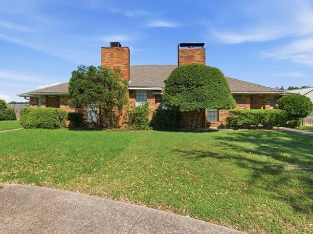 House for sale in DeSoto, Dallas County