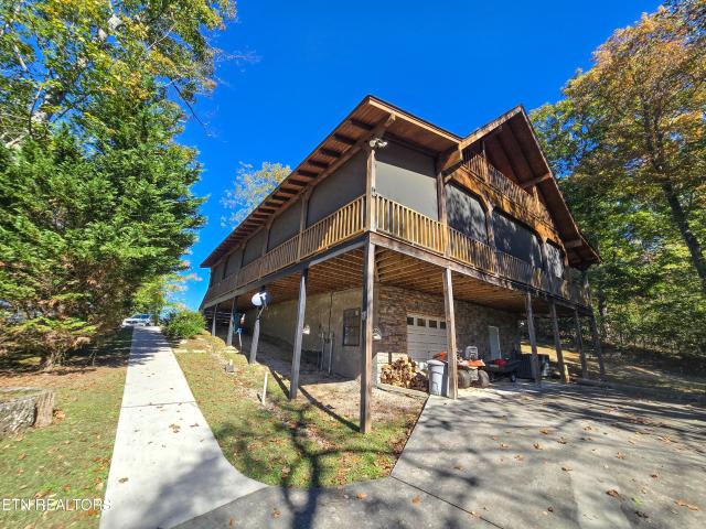 House for sale in Rock Harbor, New Tazewell