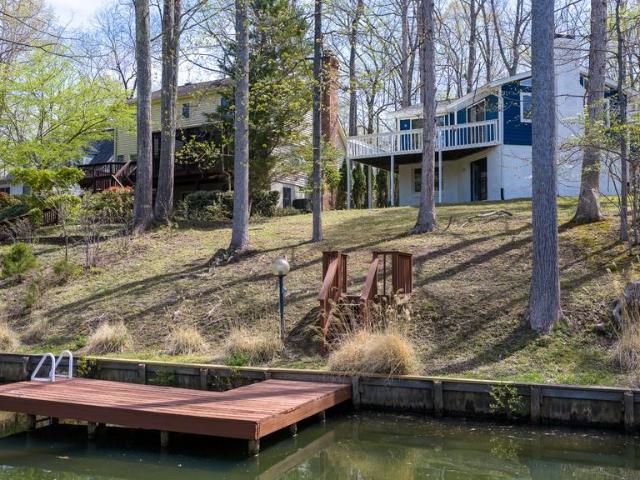 House for sale in Locust Grove, Orange County