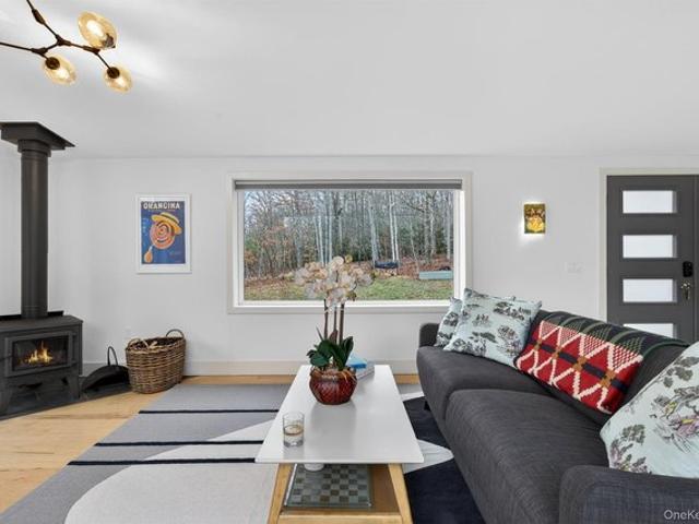 House for sale in Barryville, New York