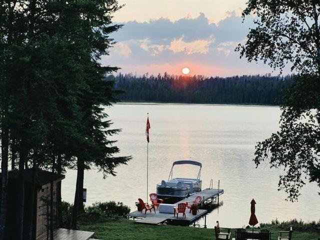 House for sale in Mcintosh, Ontario