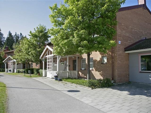 Lägenhet hyra i Rosersberg, Stockholm