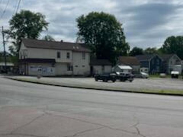 Commercial for sale in Lake Ariel