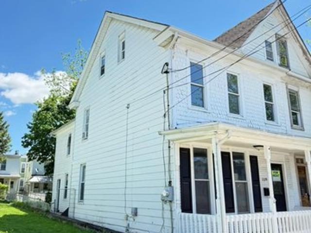 Townhouse for sale in Tamaqua, Pennsylvania