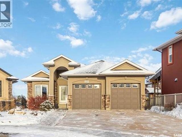 House for sale in Saskatoon, Saskatchewan