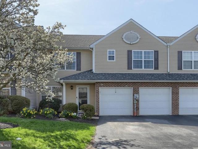 Townhouse for sale in Hummelstown, Pennsylvania