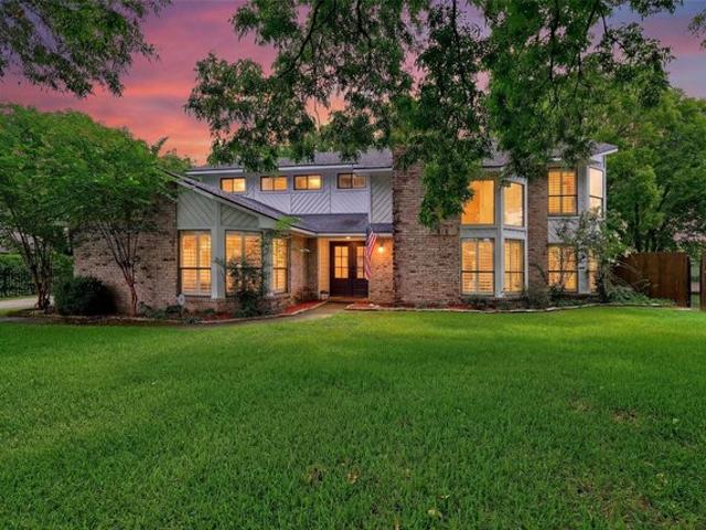 House for sale in Pottsboro, Texas