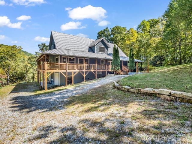 House for sale in Hendersonville, North Carolina