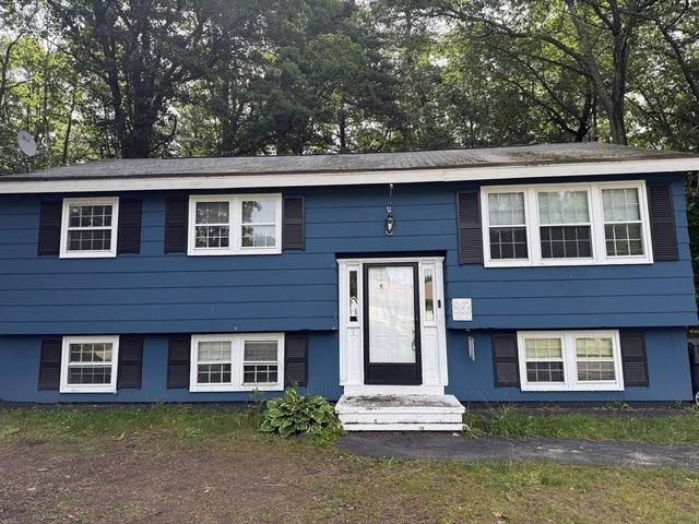 House for sale in Dracut, Massachusetts
