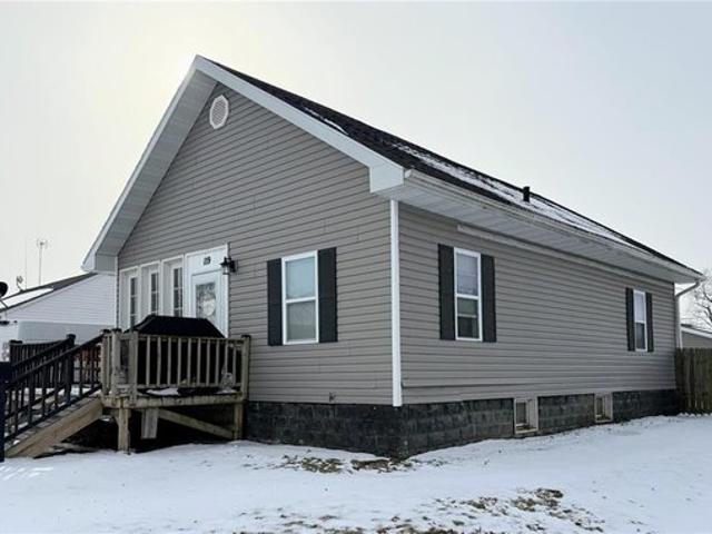 House for sale in La Plata, Missouri