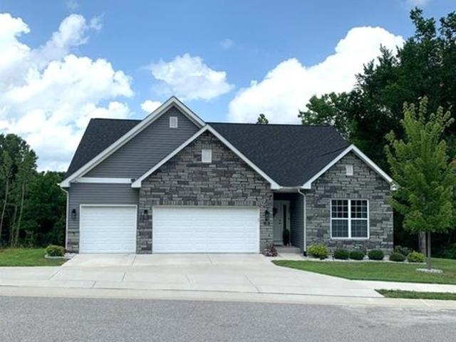 House for sale in Edwardsville, Illinois