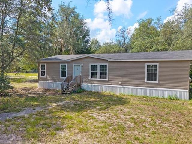 House for sale in Suwannee, Florida