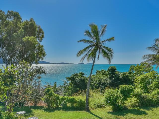 Apartment for rent in Airlie Beach