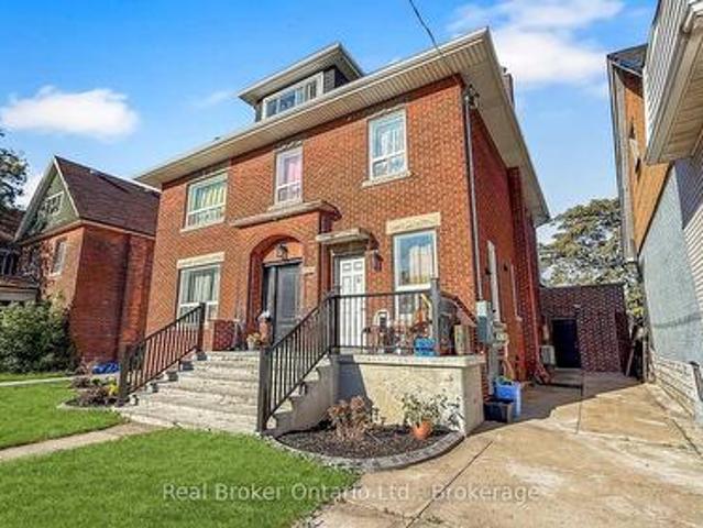 Commercial for sale in Crown Point East, Hamilton