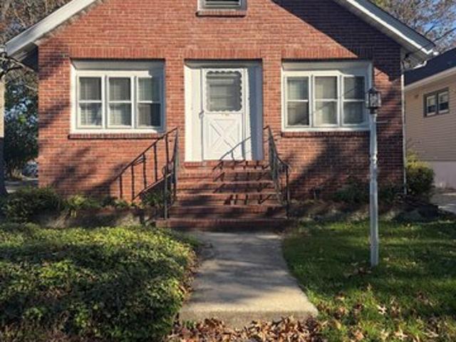 House for sale in Collingswood, Camden County