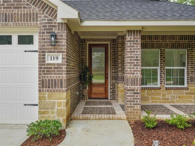 House for sale in Henderson, Texas