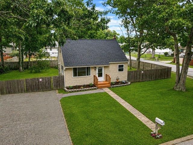 House for sale in Centereach, New York