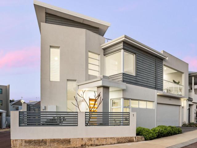 House for sale in North Coogee, Western Australia