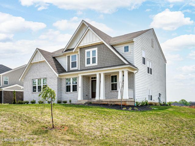 House for sale in Mount Washington, Kentucky
