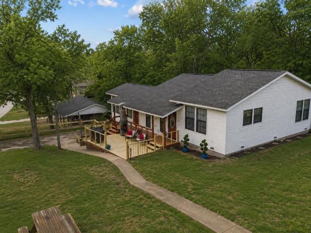 House for sale in Ben Wheeler, Texas