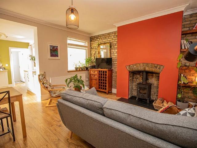 House to rent in Bluebell, North Tipperary