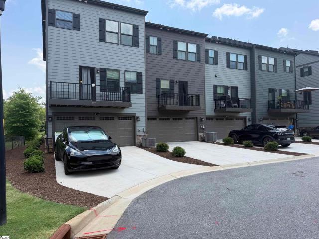 Townhouse for sale in Greenville, South Carolina