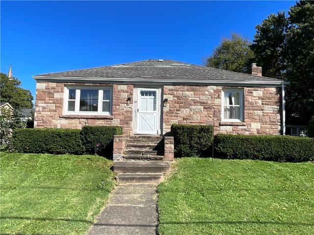 House for sale in Village of Albion, Town of Albion