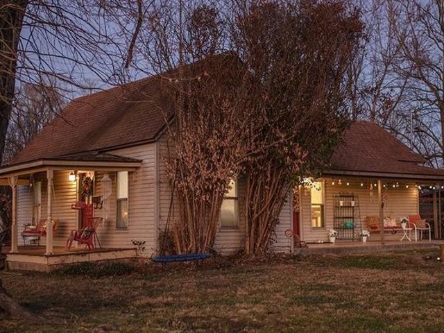House for sale in Ark