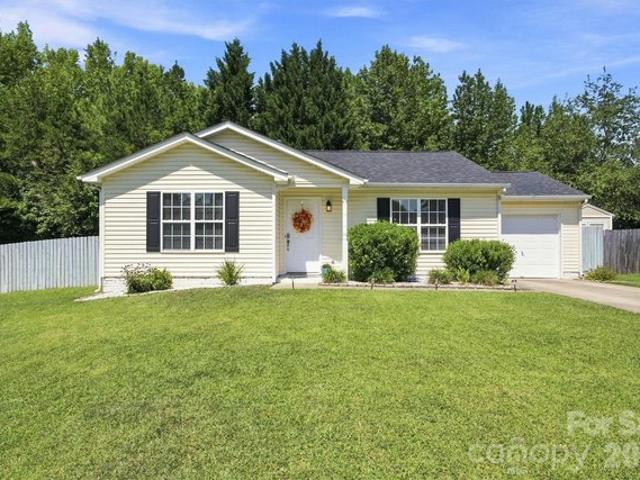House for sale in Mooresville, Iredell County