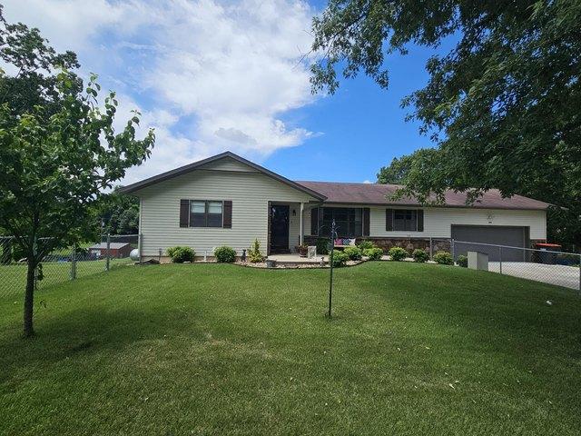 House for sale in Pineville, Missouri