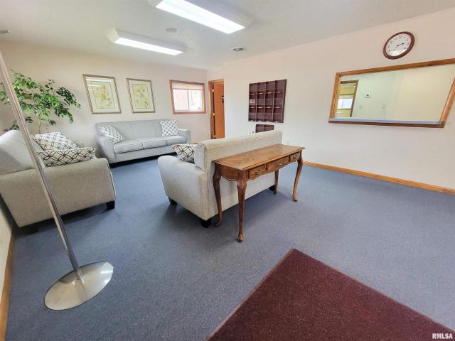 Condo for sale in Flora, Illinois