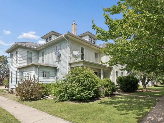 House for sale in Geneseo, Illinois