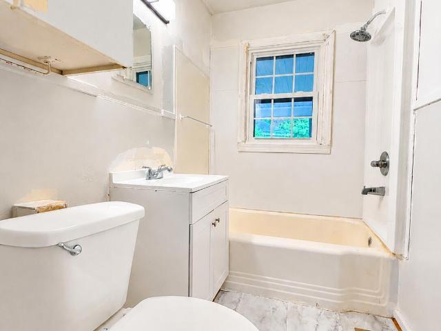 House for sale in Plymouth, Washington County
