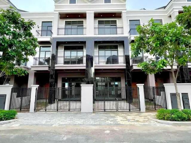 Biệt Thự bán tại Thủ Đức, Hồ Chí Minh