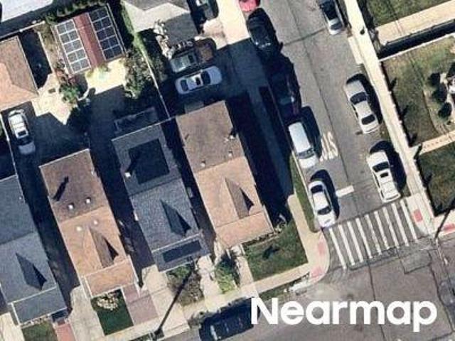 House for sale in Queens, Arverne