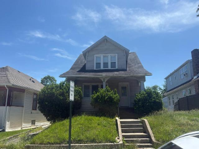House for sale in Blue Island, Illinois