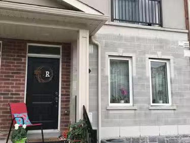 Condo for rent in Whitby