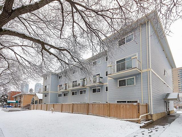 Condo for sale in Wedgewood, Alberta