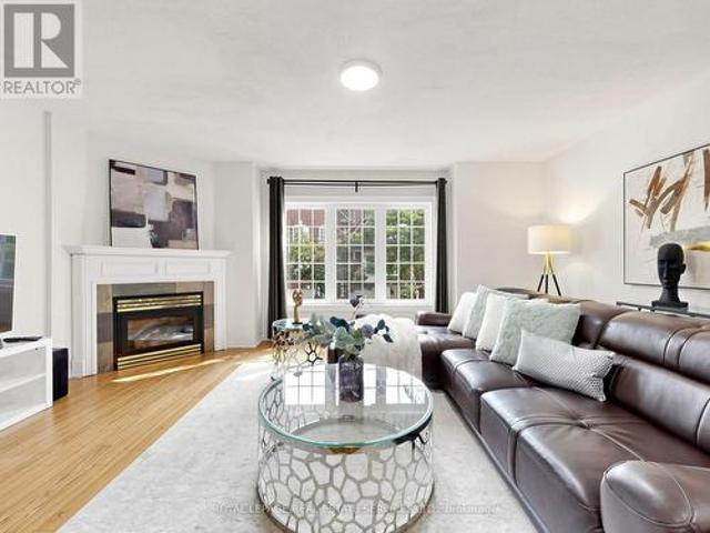 Condo for sale in Mississauga, Ontario