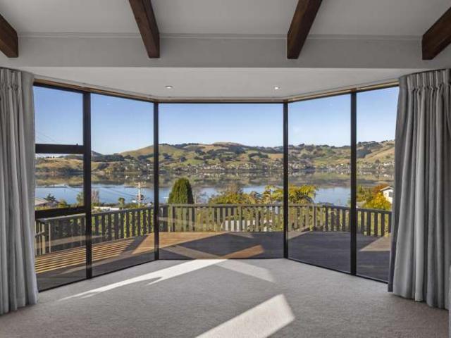 House for sale in Otakou