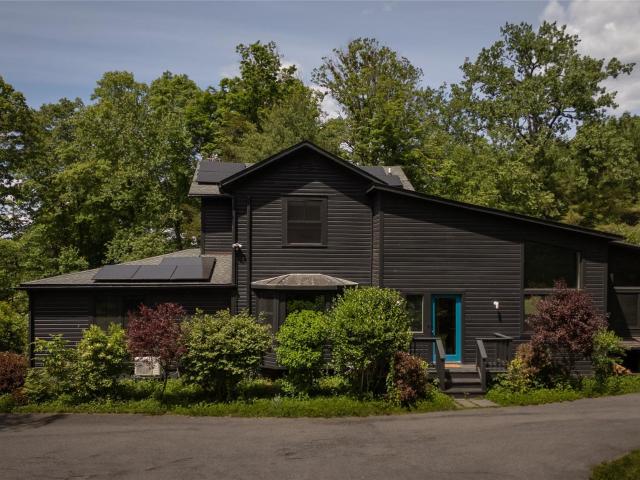 House for sale in Rhinebeck, New York