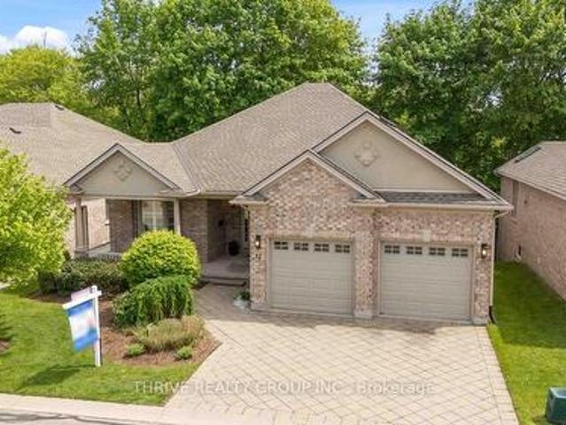 Townhouse for sale in Arva, Ontario