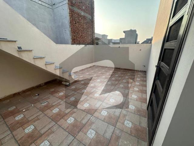 House for sale in Faisalabad, Islamabad Capital Territory