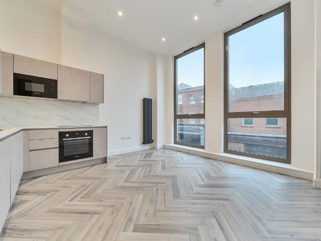 Apartment for rent in New Town, Monks Orchard